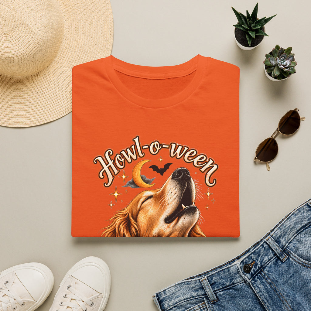 Howl-o-ween Dog Howling T-Shirt | Halloween Golden Retriever Tee