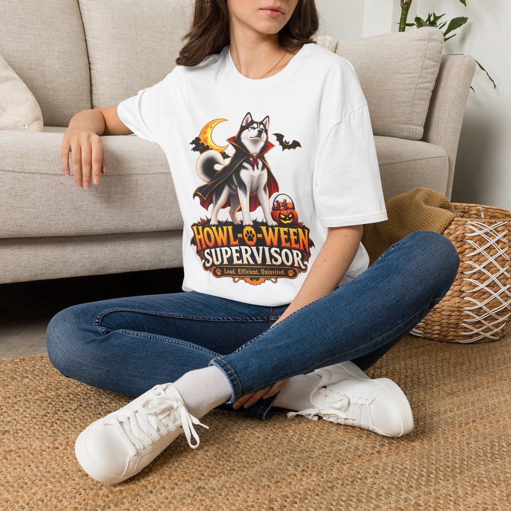 Husky Vampire Halloween Howl-O-Ween Supervisor T-Shirt | Spooky Dog Tee