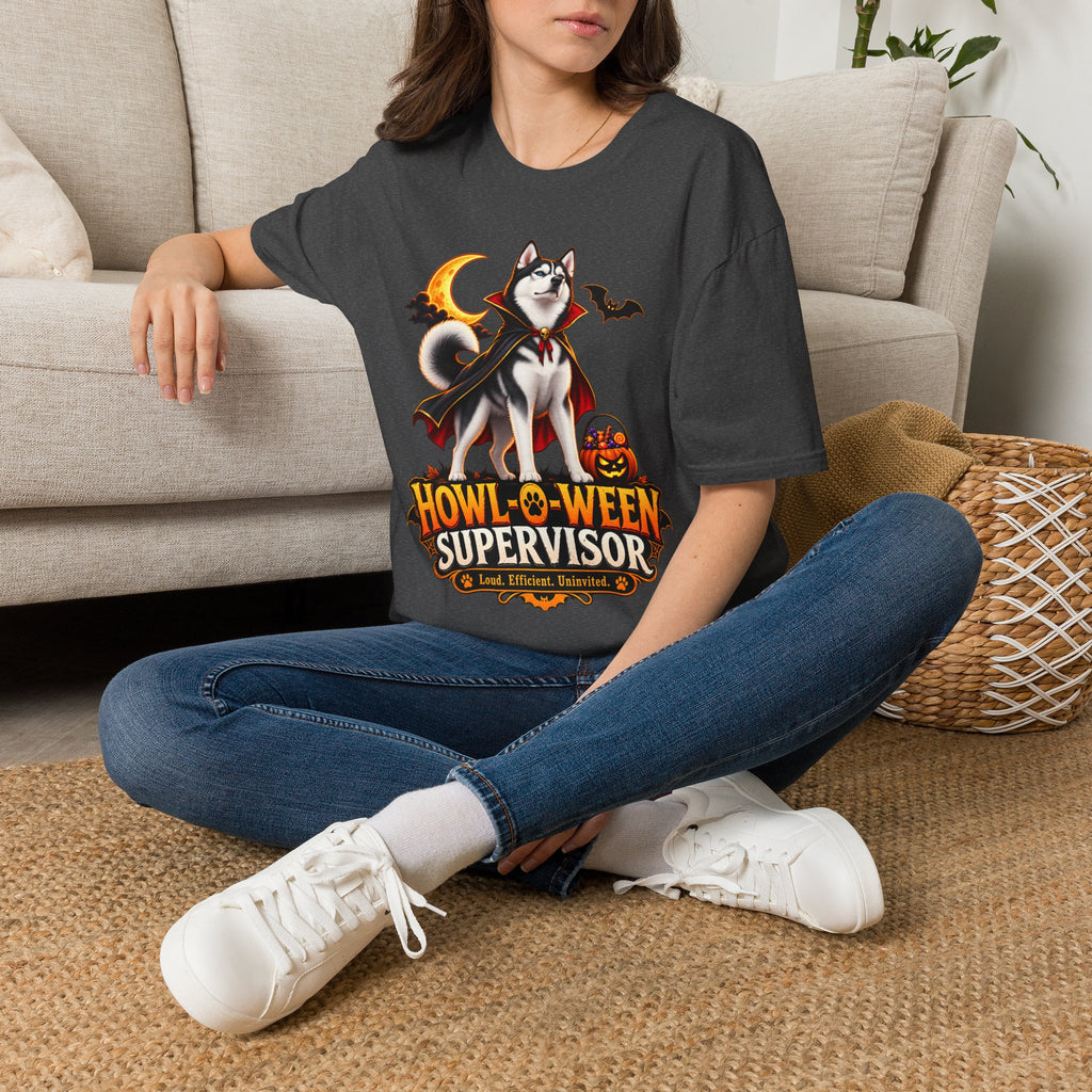 Husky Vampire Halloween Howl-O-Ween Supervisor T-Shirt | Spooky Dog Tee