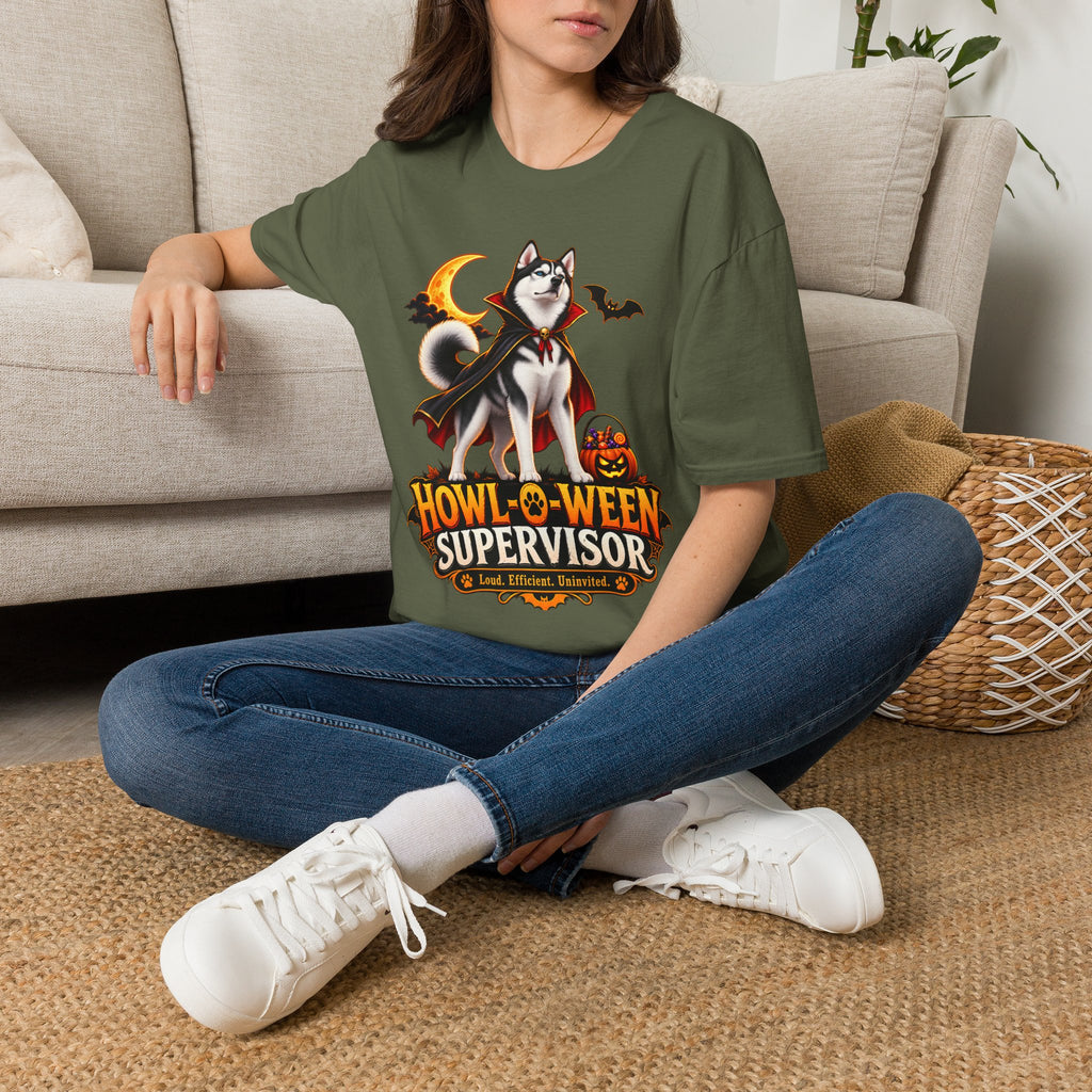 Husky Vampire Halloween Howl-O-Ween Supervisor T-Shirt | Spooky Dog Tee